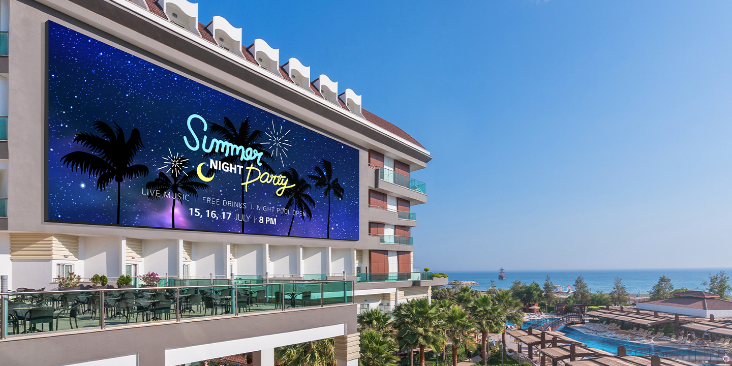 Outdoor LED Display for Seaside Environments